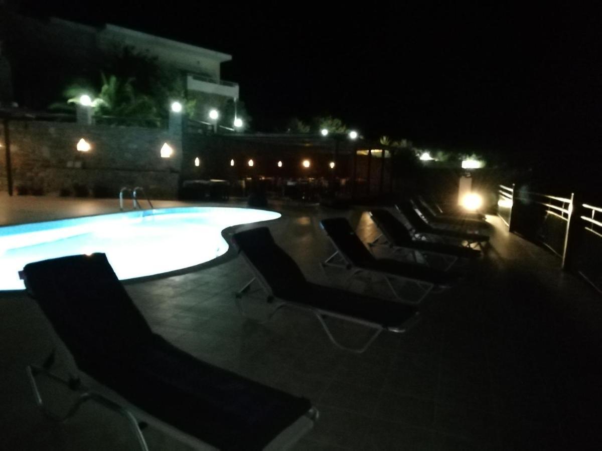 Hill Of Calm Hotel Triopetra Luaran gambar
